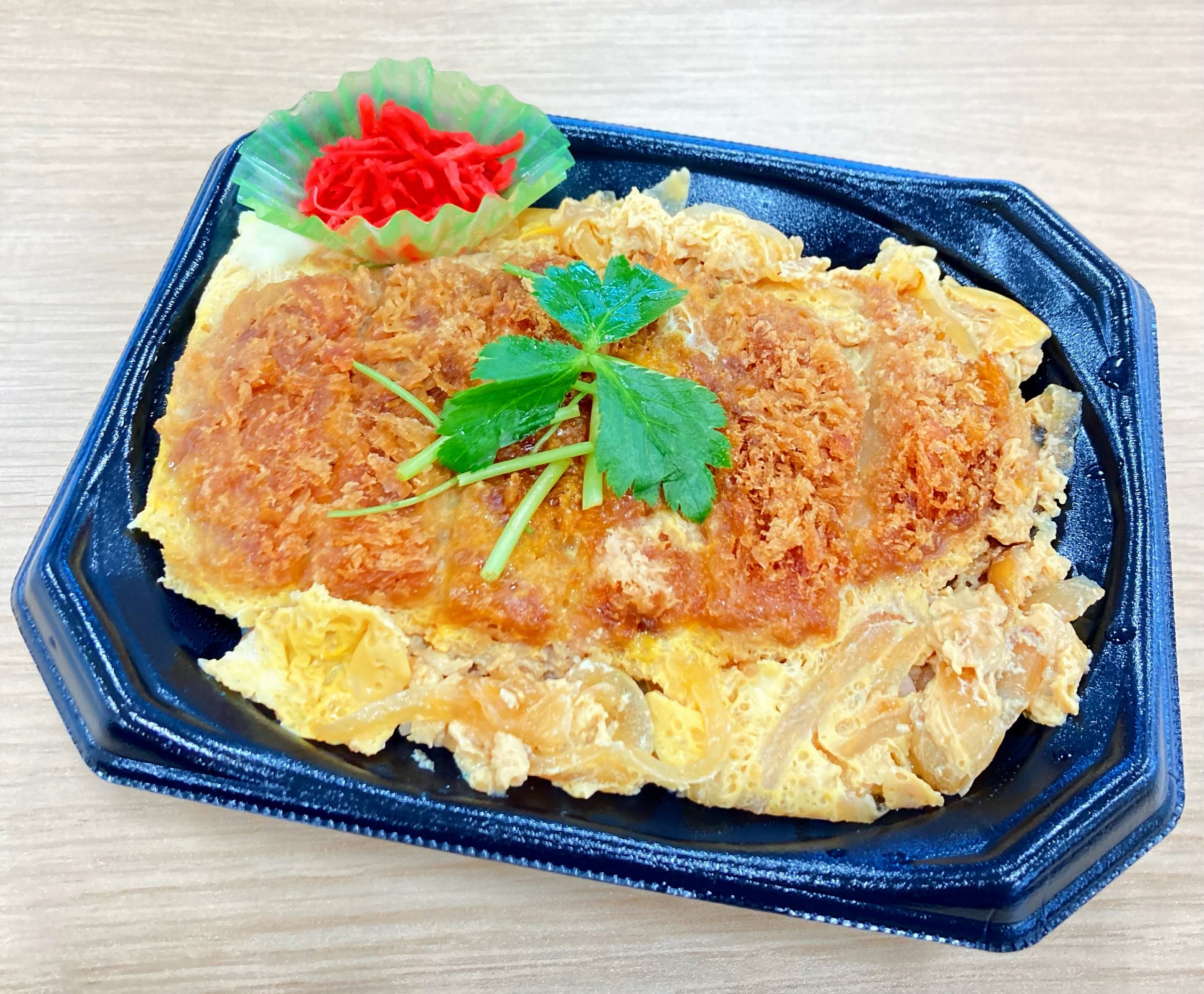 スズキヤの「手作りかつ丼」から目が離せない!