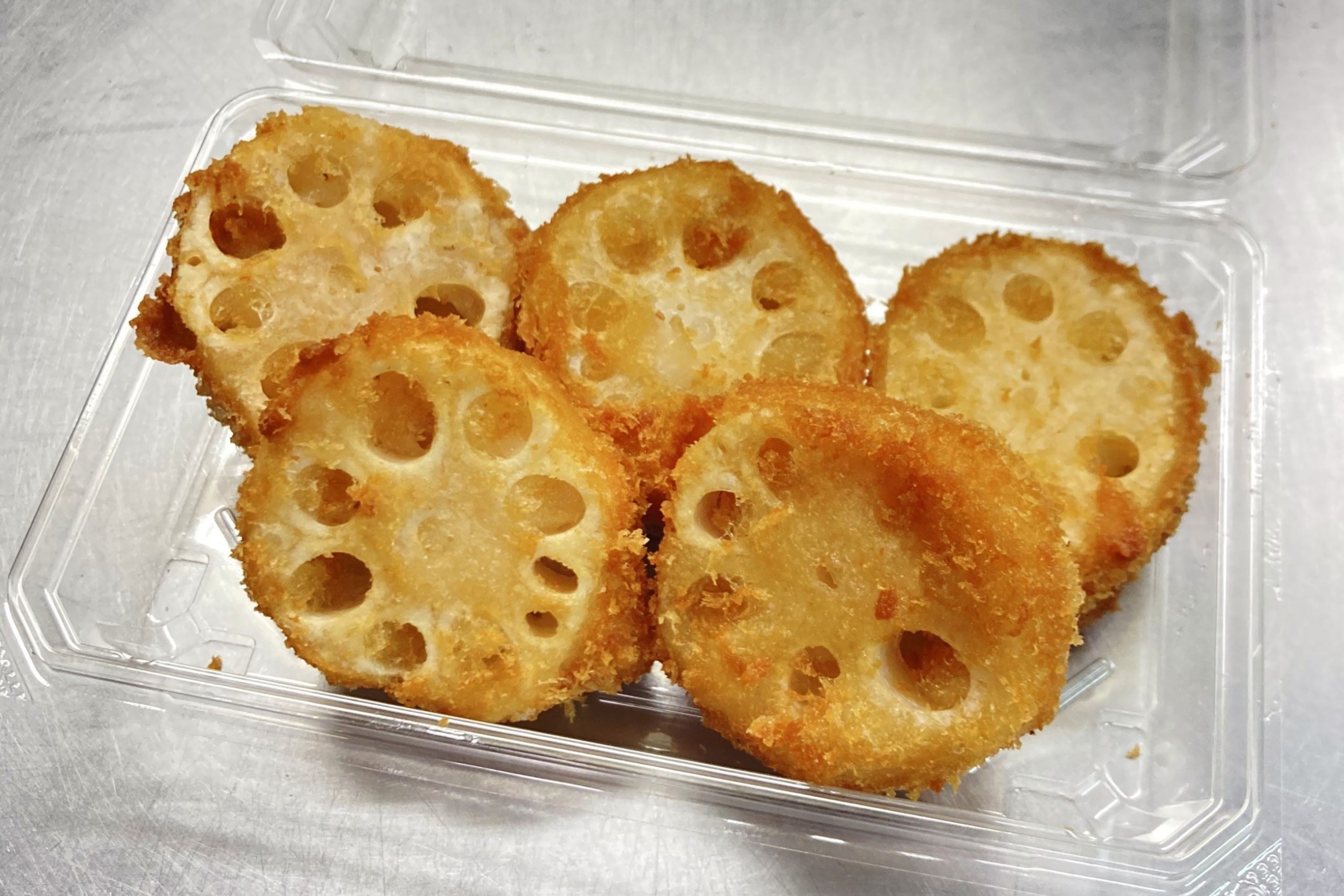 サクっと、プリっと「れんこん海鮮詰めフライ」！